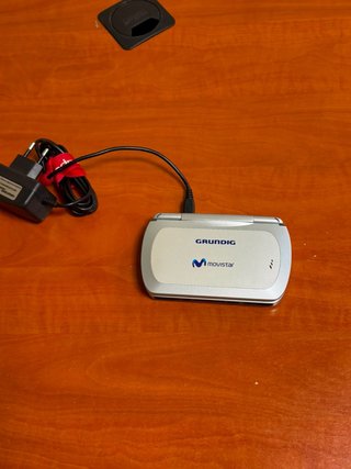 Teléfono Grundig Movistar Plata/Blanco