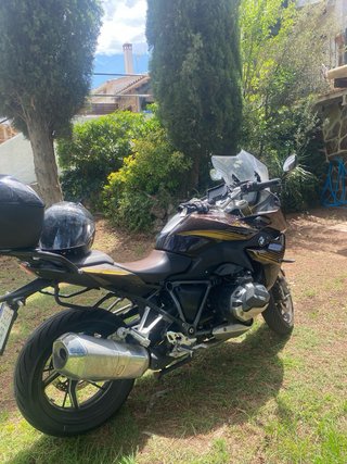 BMW R1250 RS Marrón/Dorado