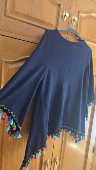 Jersey fino con flecos multicolor