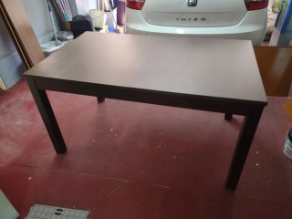 Mesa de comedor extensible de madera