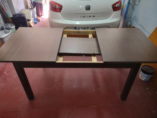 Mesa de comedor extensible de madera