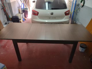 Mesa de comedor extensible de madera