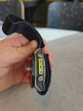 Garmin Fenix 8 Solar Edición Joyería