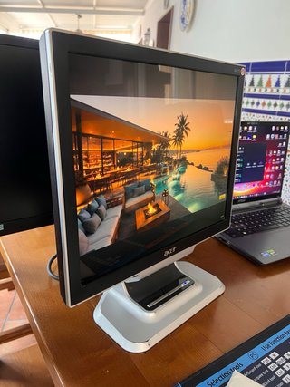 Monitor Acer 17 Retro Gaming HDMI VGA