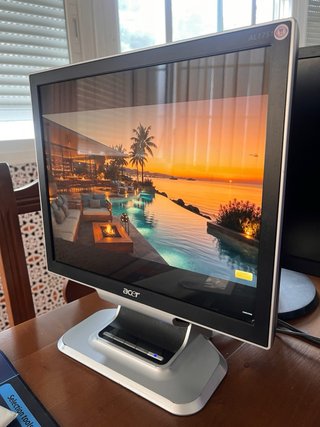 Monitor Acer 17 Retro Gaming HDMI VGA