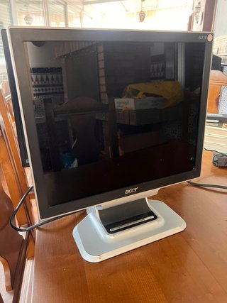 Monitor Acer 17 Retro Gaming HDMI VGA