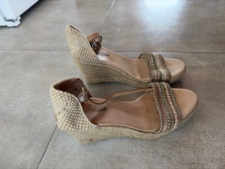 Sandalias talla 39