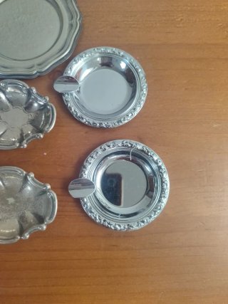 Lote bandejas / bandejitas/ ceniceros metal