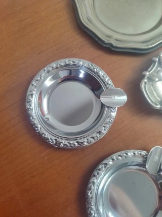 Lote bandejas / bandejitas/ ceniceros metal