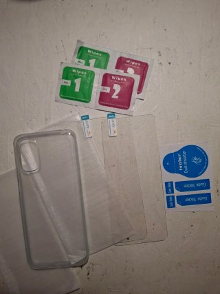 Custodia trasparente e 2 pellicole vetro Moto G41