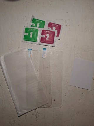 Custodia trasparente e 2 pellicole vetro Moto G41