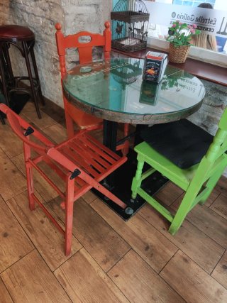 Mesa y Sillas Bar Estilo Industrial Vintage