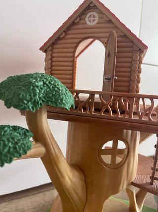 Casa del árbol Sylvanian Families