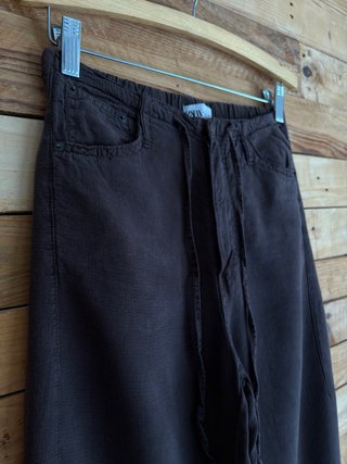 Pantalón Zara
