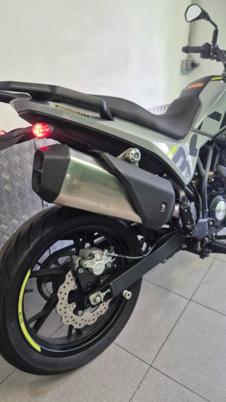 Benelli BKX 125 S Naked