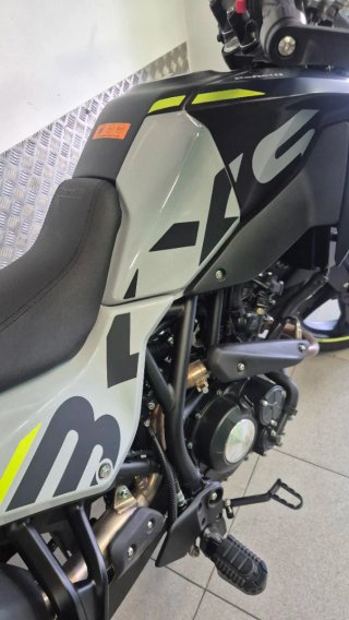 Benelli BKX 125 S Naked