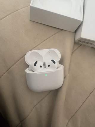 AirPods 4 Apple Bianche