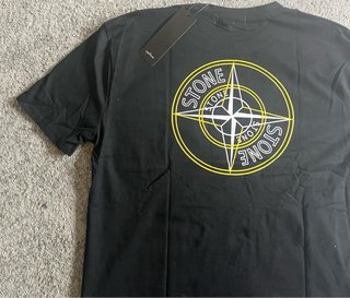 Camiseta Stone Island Negra