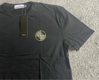 Camiseta Stone Island Negra