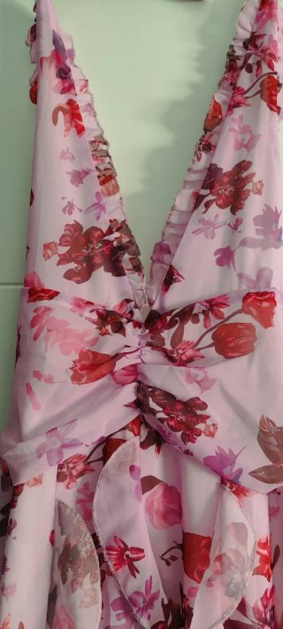 Vestido largo volantes floral