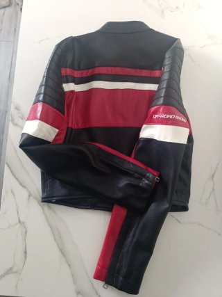 Cazadora Biker Negra y Roja