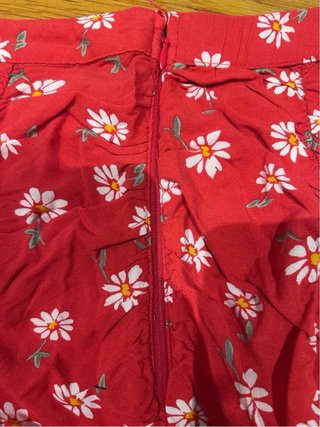Falda Hollister corta floral roja Talla M