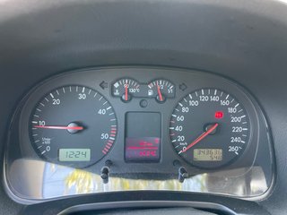 Volkswagen Golf 2003