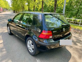 Volkswagen Golf 2003