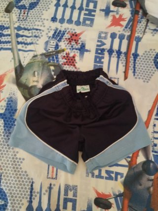 Pantalón corto Mc Yatra amor de deu talla 4