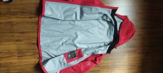 Chaqueta Arc'teryx Impermeable Roja