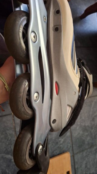 Patines Salomon Talla 40 1/3 y Accesorios
