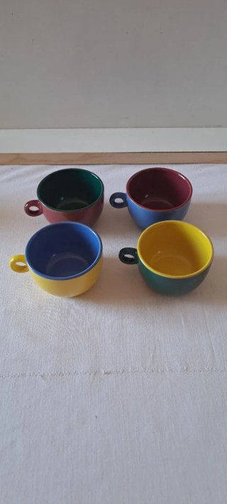 Set 4 Tazzine con Piattini Ceramica Colorati