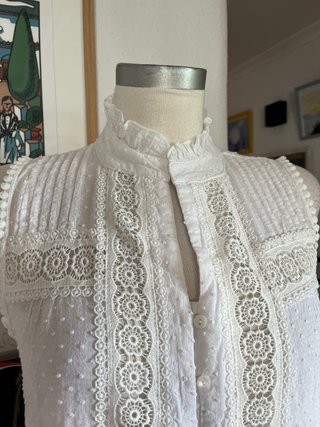 Camisa blanca encaje talla S