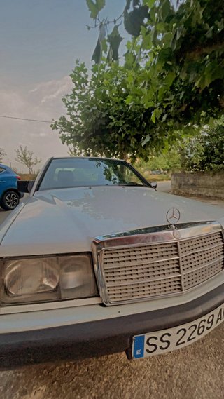 Mercedes-Benz 190 E 1990