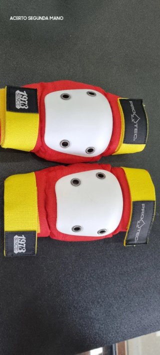 SET PROTEC RODILLERAS Y MUÑEQUERAS