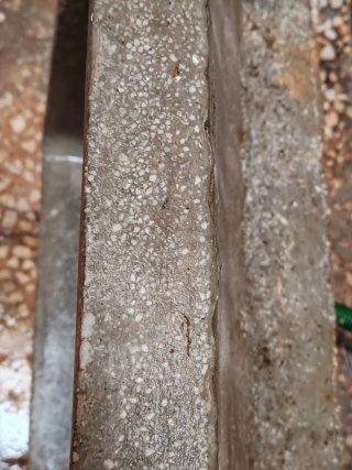 Pila de piedra antigua