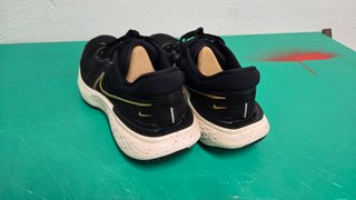 Nike Invincible Run Flyknit Talla 47