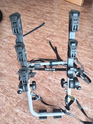 Porta bicicletas Peruzzo y placa V 20 homologada