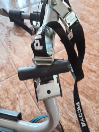 Porta bicicletas Peruzzo y placa V 20 homologada