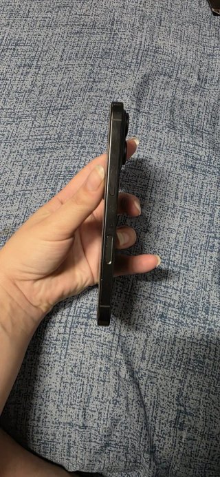 iPhone 16 Pro Negro