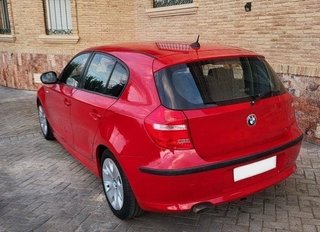 -se vende bmw serie 1..116d.