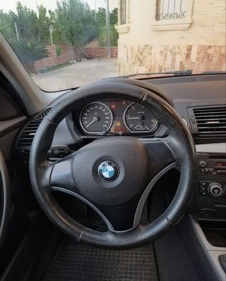 -se vende bmw serie 1..116d.