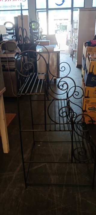 Estantería forja porta macetas