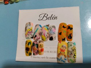 Uñas Press On Hechas a Mano