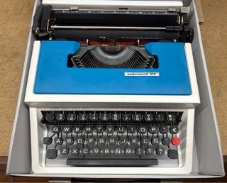 Máquina de escribir Underwood 315
