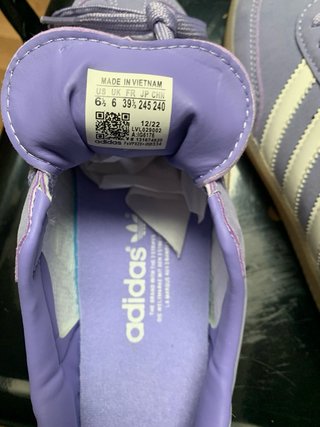 Adidas Mujer Talla 39 1/3 Moradas