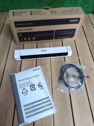 Scanner portatile per documenti A4 Brother DS640