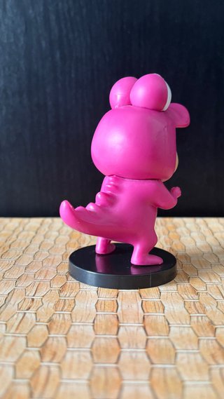 Figurita Shinchan Dinosaurio