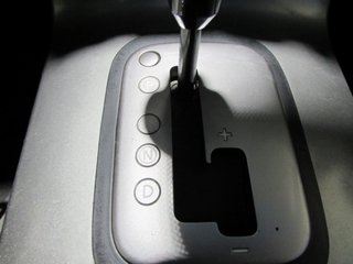 Nissan Pathfinder 2.5 DCI SE 7 PLZ