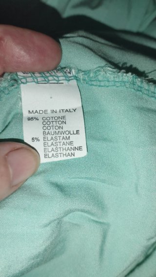 Blusa verde sin mangas talla S